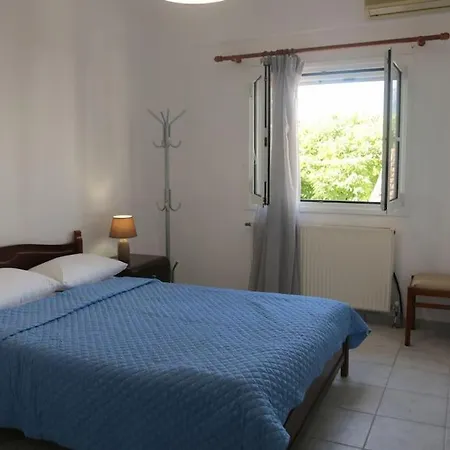 Yiampanaki Vasiliki (Lefkada)